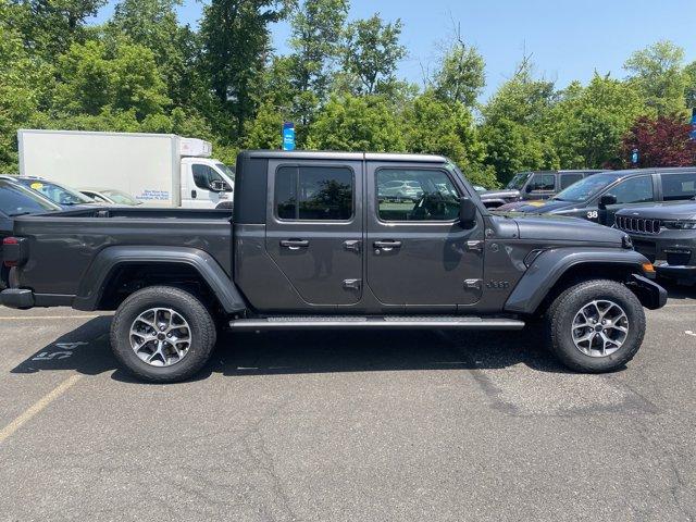 2025 Jeep Gladiator Vehicle Photo in Doylsetown, PA 18901