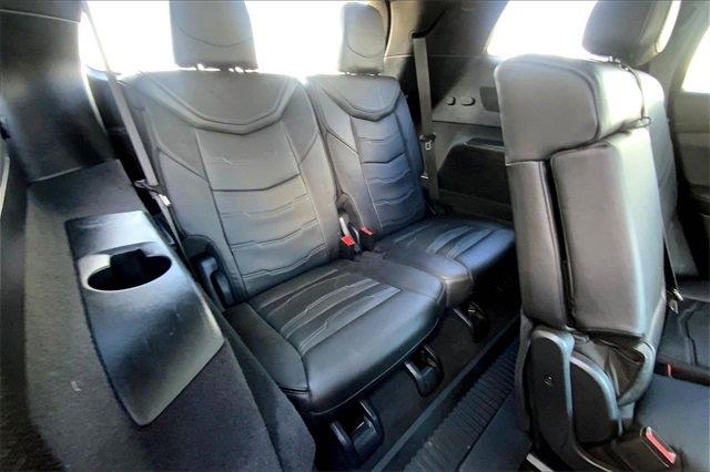 2024 Cadillac XT6 Vehicle Photo in TOPEKA, KS 66609-0000