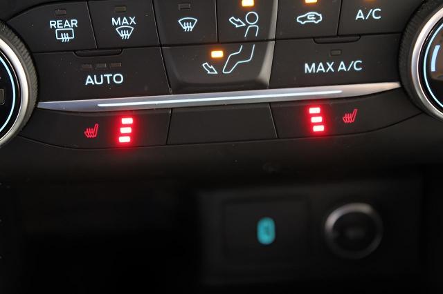 2020 Ford Escape Vehicle Photo in Green Bay, WI 54304