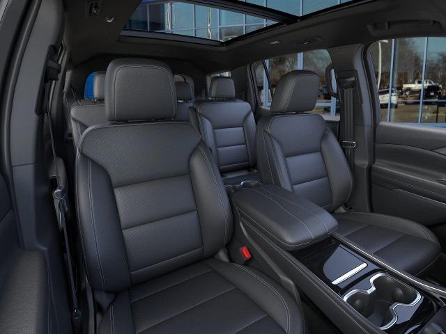 2025 Chevrolet Traverse Vehicle Photo in NEENAH, WI 54956-2243