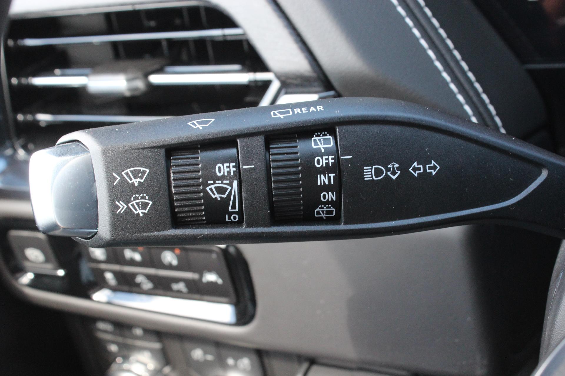 2025 GMC Yukon Vehicle Photo in AURORA, CO 80012-4011