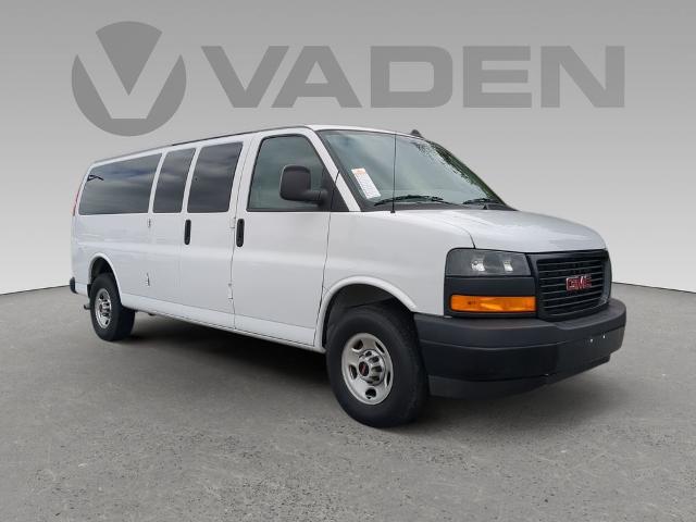 2023 GMC Savana Passenger Vehicle Photo in Brunswick, GA 31525