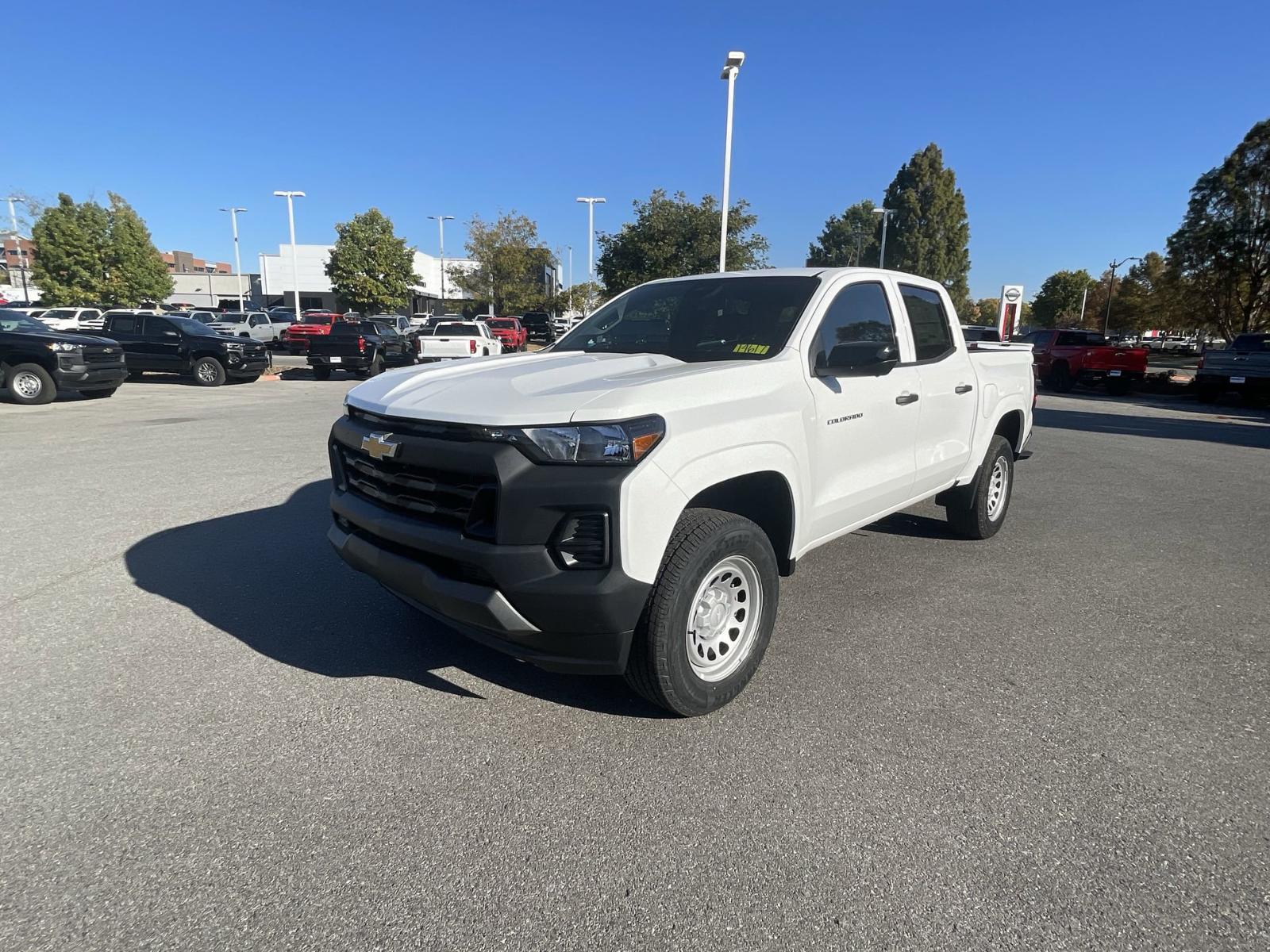 2024 Chevrolet Colorado Vehicle Photo in BENTONVILLE, AR 72712-4322