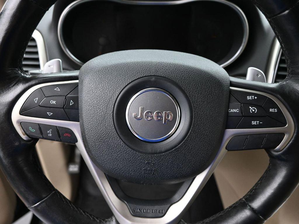 2015 Jeep Grand Cherokee Vehicle Photo in Marion, IA 52302