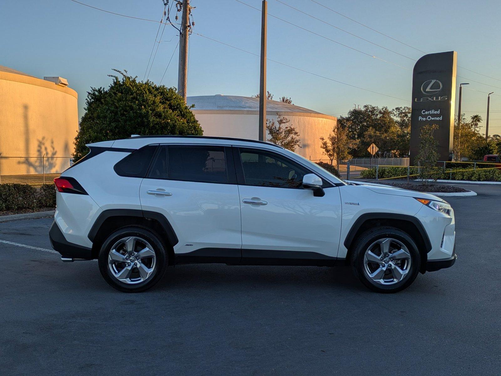 2020 Toyota RAV4 Vehicle Photo in Clearwater, FL 33761