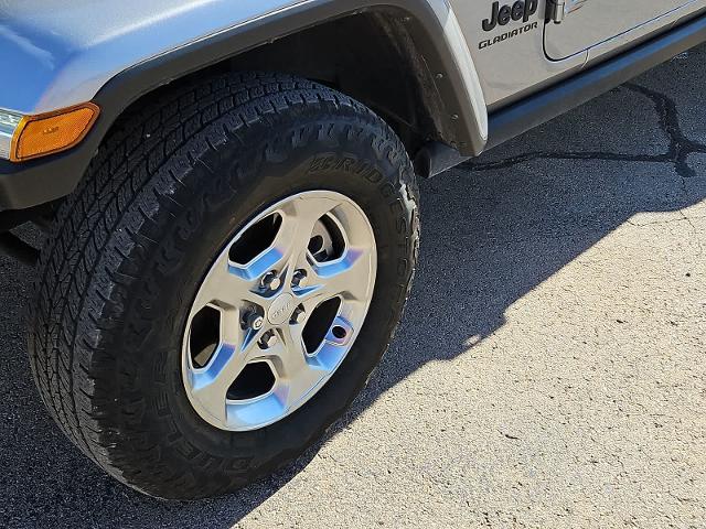 2021 Jeep Gladiator Vehicle Photo in San Angelo, TX 76901