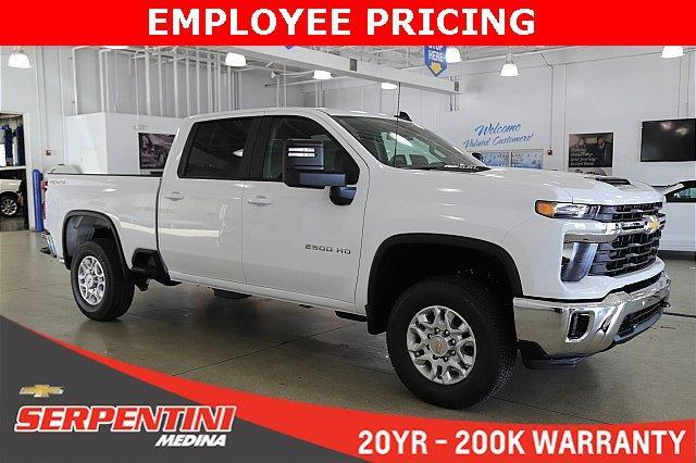 2025 Chevrolet Silverado 2500 HD Vehicle Photo in MEDINA, OH 44256-9001