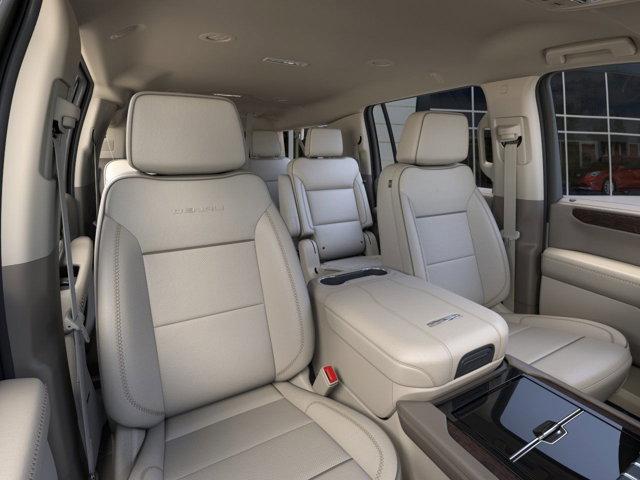 2025 GMC Yukon XL Vehicle Photo in ALBERTVILLE, AL 35950-0246