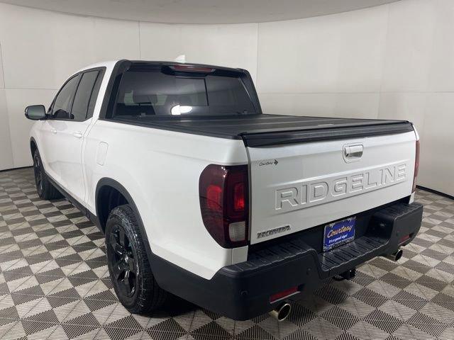 2024 Honda Ridgeline Vehicle Photo in PHOENIX, AZ 85014-3381