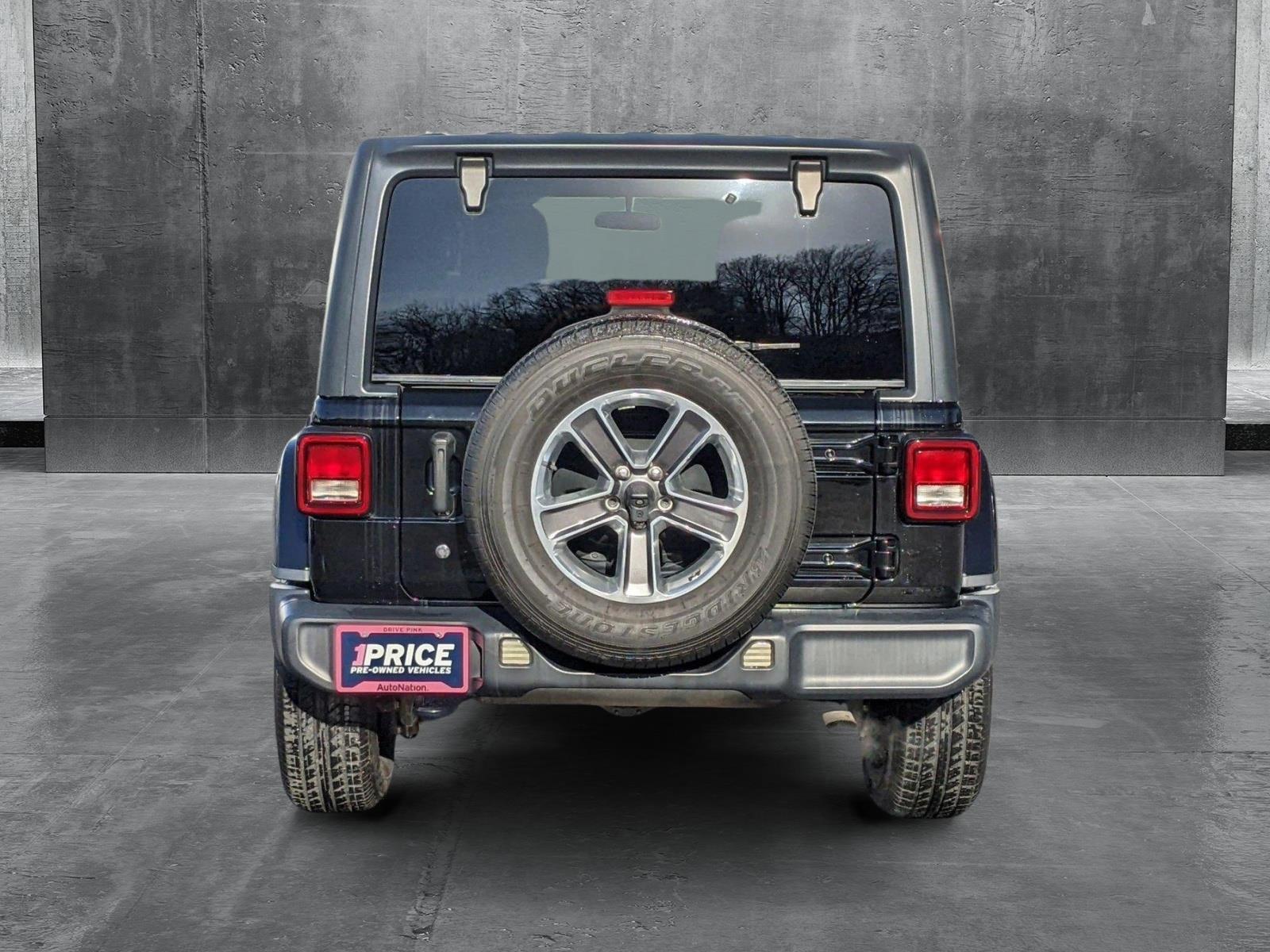 2019 Jeep Wrangler Unlimited Vehicle Photo in TIMONIUM, MD 21093-2300