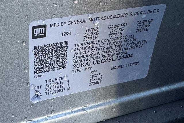 2025 GMC Terrain Vehicle Photo in ELK GROVE, CA 95757-8703