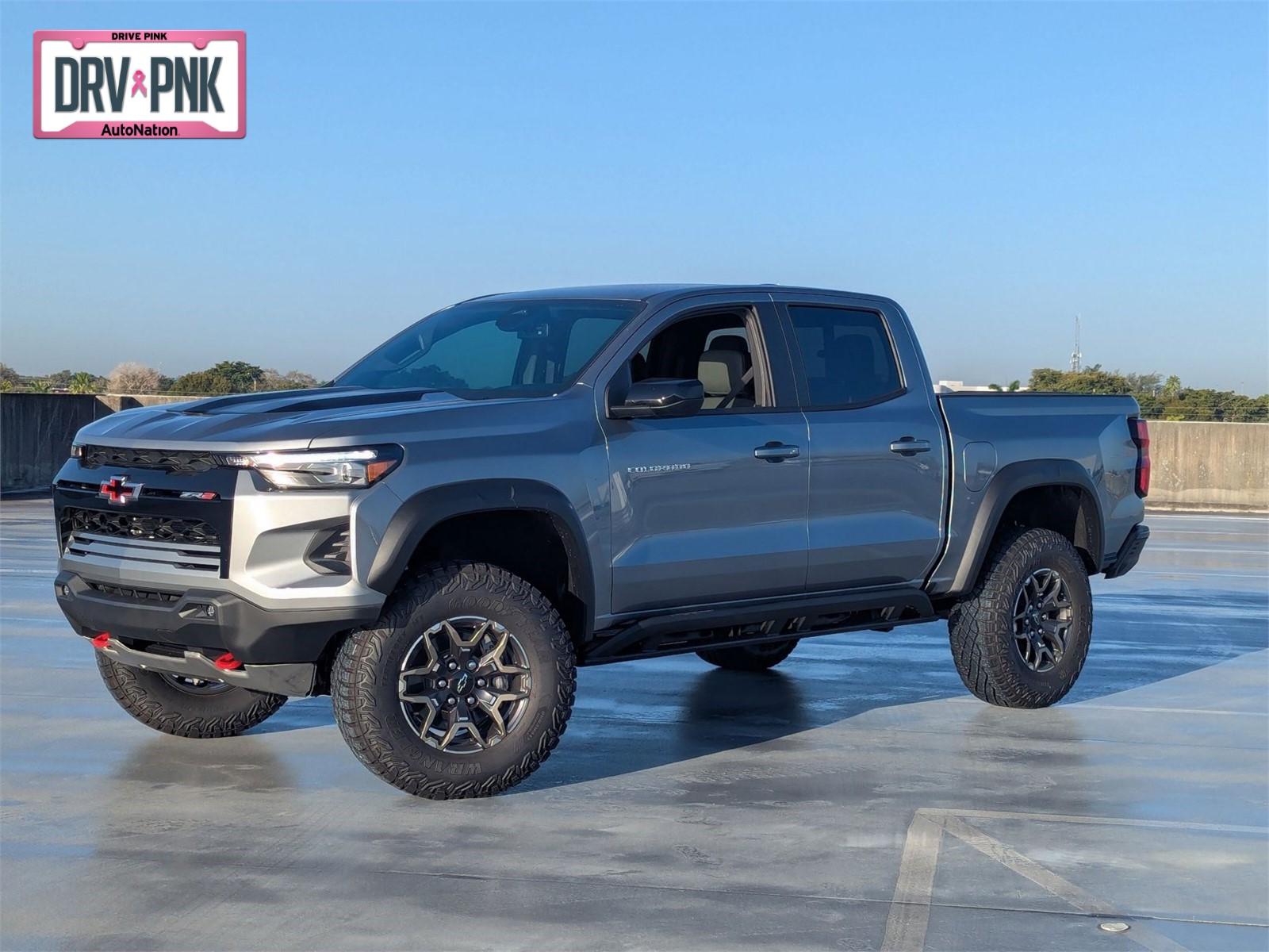 2025 Chevrolet Colorado Vehicle Photo in PEMBROKE PINES, FL 33024-6534