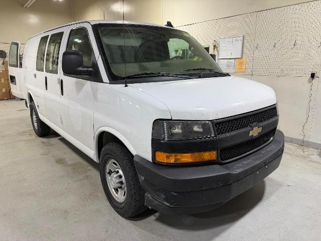 2018 Chevrolet Express Cargo Van Vehicle Photo in Kaukauna, WI 54130