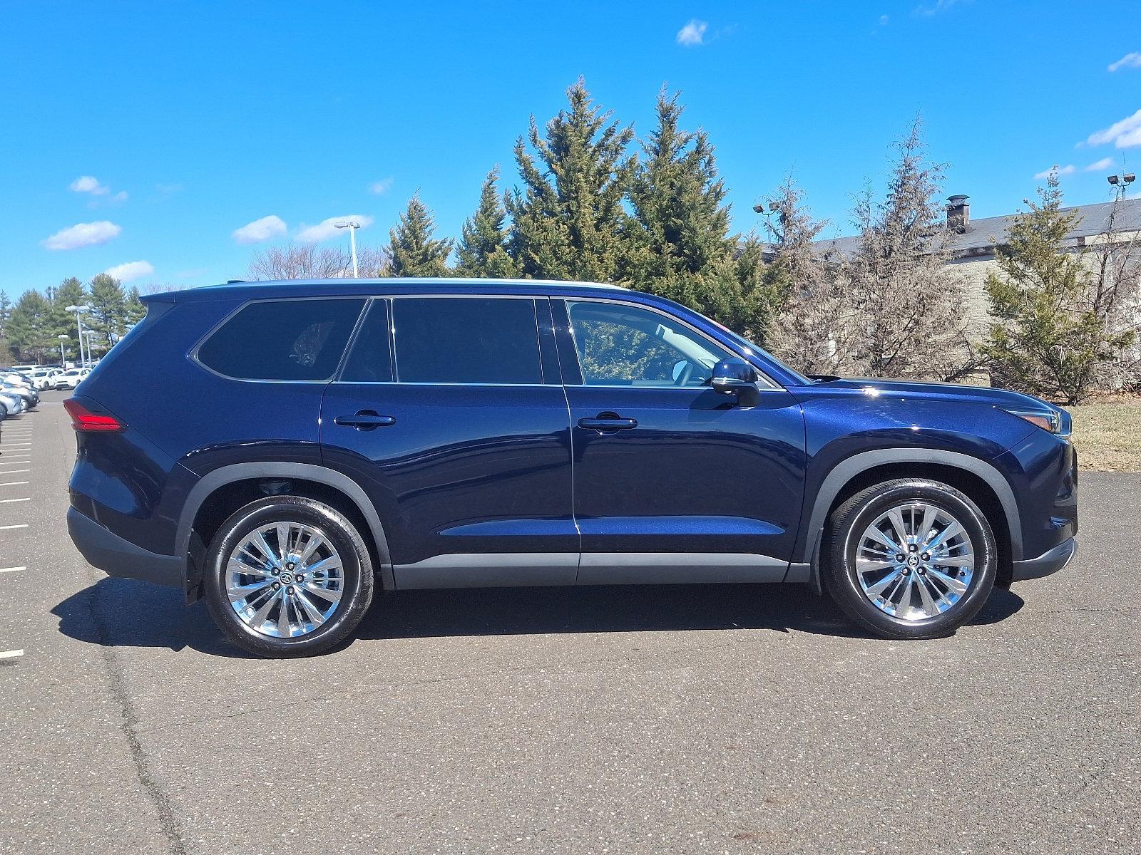 2024 Toyota Grand Highlander Vehicle Photo in Trevose, PA 19053