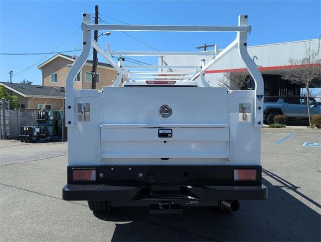 2024 GMC Sierra 3500 HD Vehicle Photo in PASADENA, CA 91107-3803