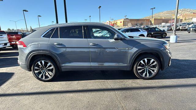 Used 2022 Volkswagen Atlas Cross Sport SEL Premium R-Line with VIN 1V2FE2CA4NC216062 for sale in Carson City, NV