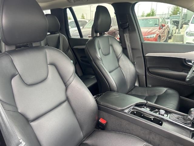 2022 Volvo XC90 Vehicle Photo in San Antonio, TX 78230