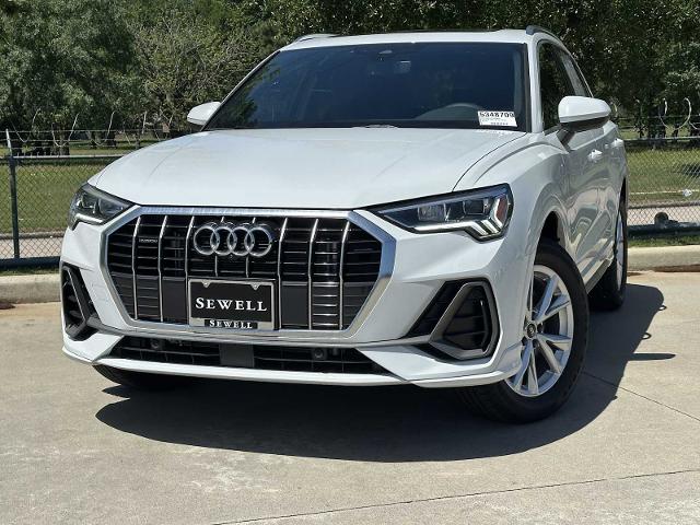2025 Audi Q3 Vehicle Photo in HOUSTON, TX 77090