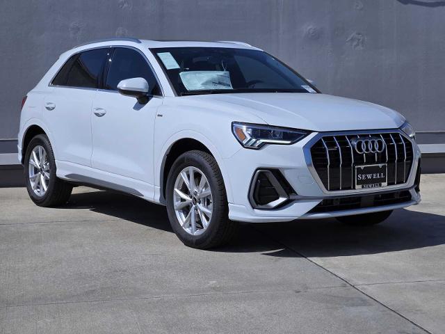 2025 Audi Q3 Vehicle Photo in SUGAR LAND, TX 77478