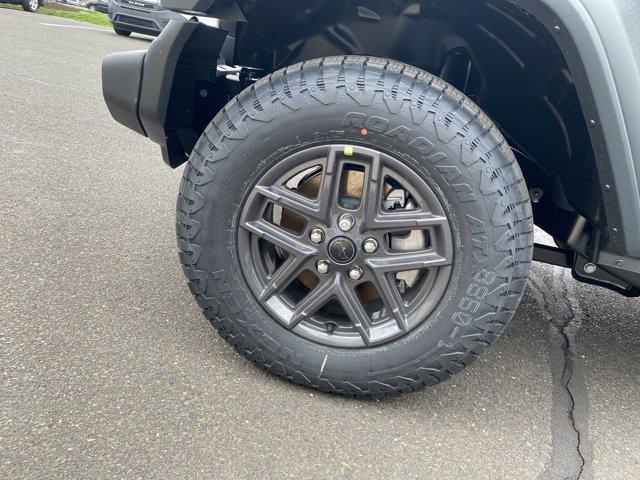 2025 Jeep Wrangler Vehicle Photo in Doylsetown, PA 18901