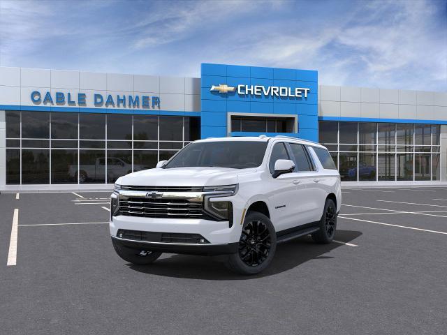 2025 Chevrolet Suburban Vehicle Photo in TOPEKA, KS 66609-0000