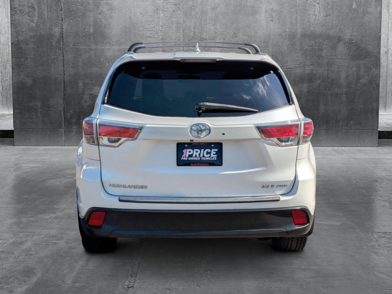 2016 Toyota Highlander Vehicle Photo in Tampa, FL 33614