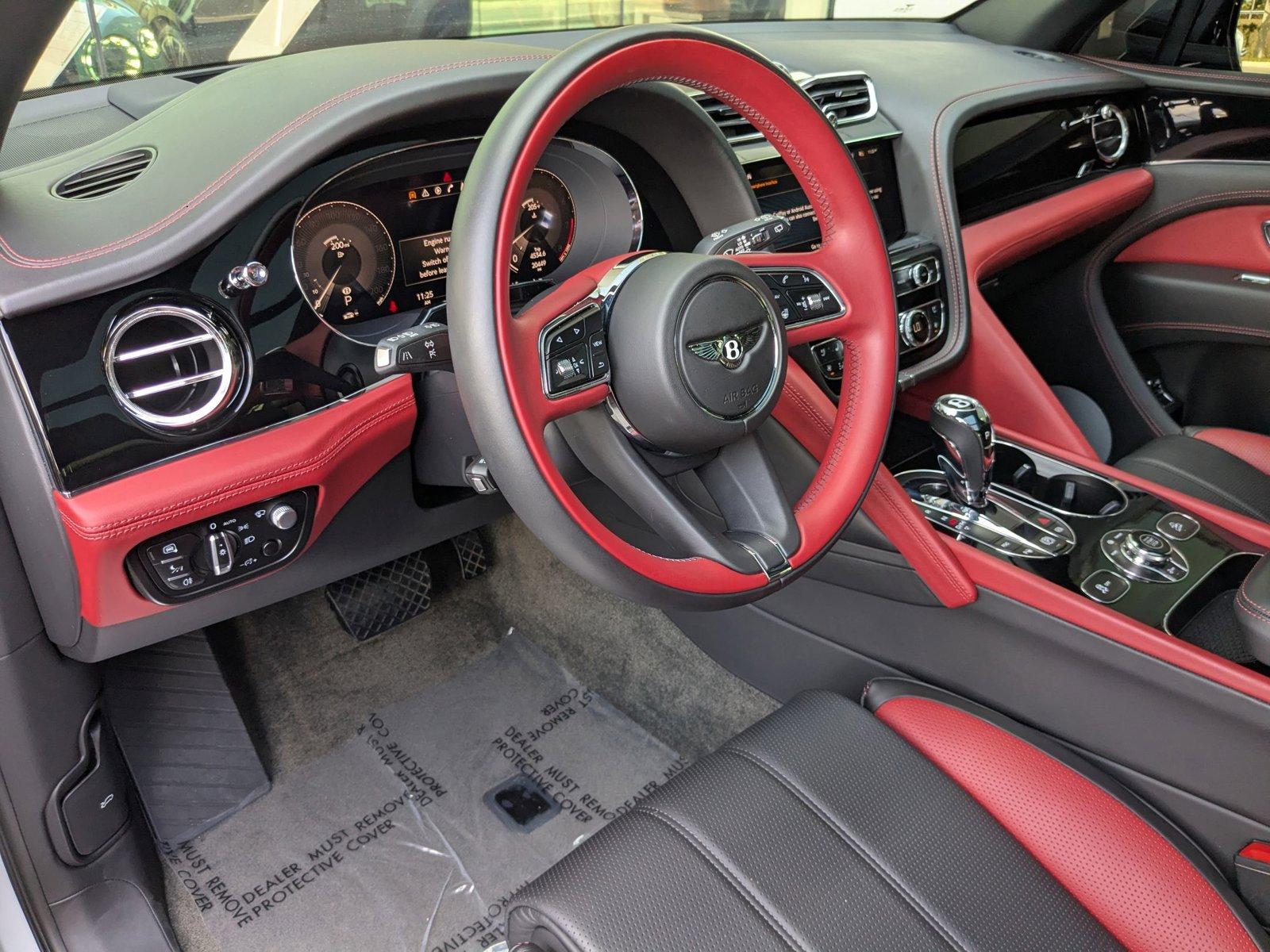 2022 Bentley Bentayga Vehicle Photo in Pompano Beach, FL 33064