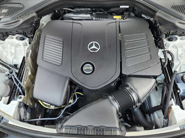 2025 Mercedes-Benz GLC Vehicle Photo in HOUSTON, TX 77079