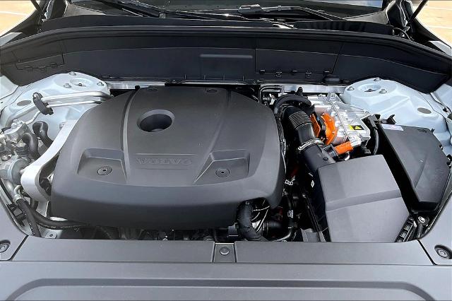 2025 Volvo XC90 Plug-In Hybrid Vehicle Photo in Houston, TX 77007