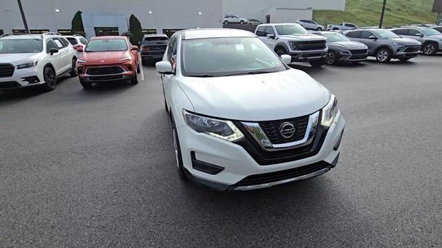 2018 Nissan Rogue Vehicle Photo in Pleasant Hills, PA 15236