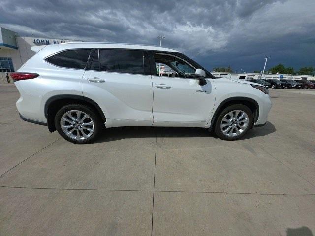 2021 Toyota Highlander Vehicle Photo in ENGLEWOOD, CO 80113-6708
