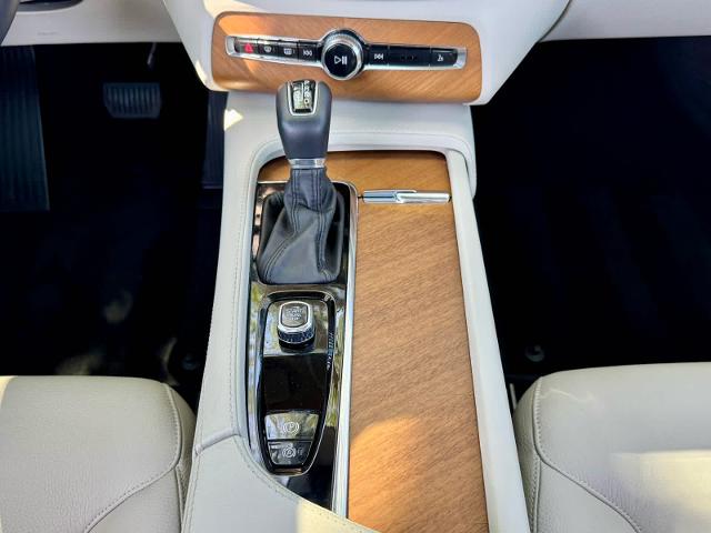 2022 Volvo XC90 Vehicle Photo in DALLAS, TX 75209-3016