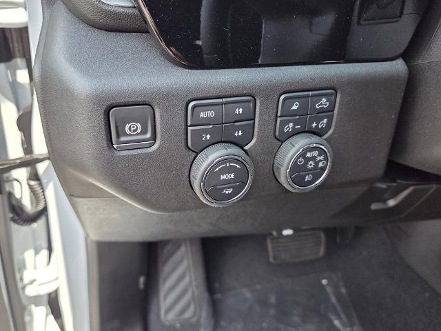 2025 Chevrolet Silverado 2500 HD Vehicle Photo in GARDNER, MA 01440-3110