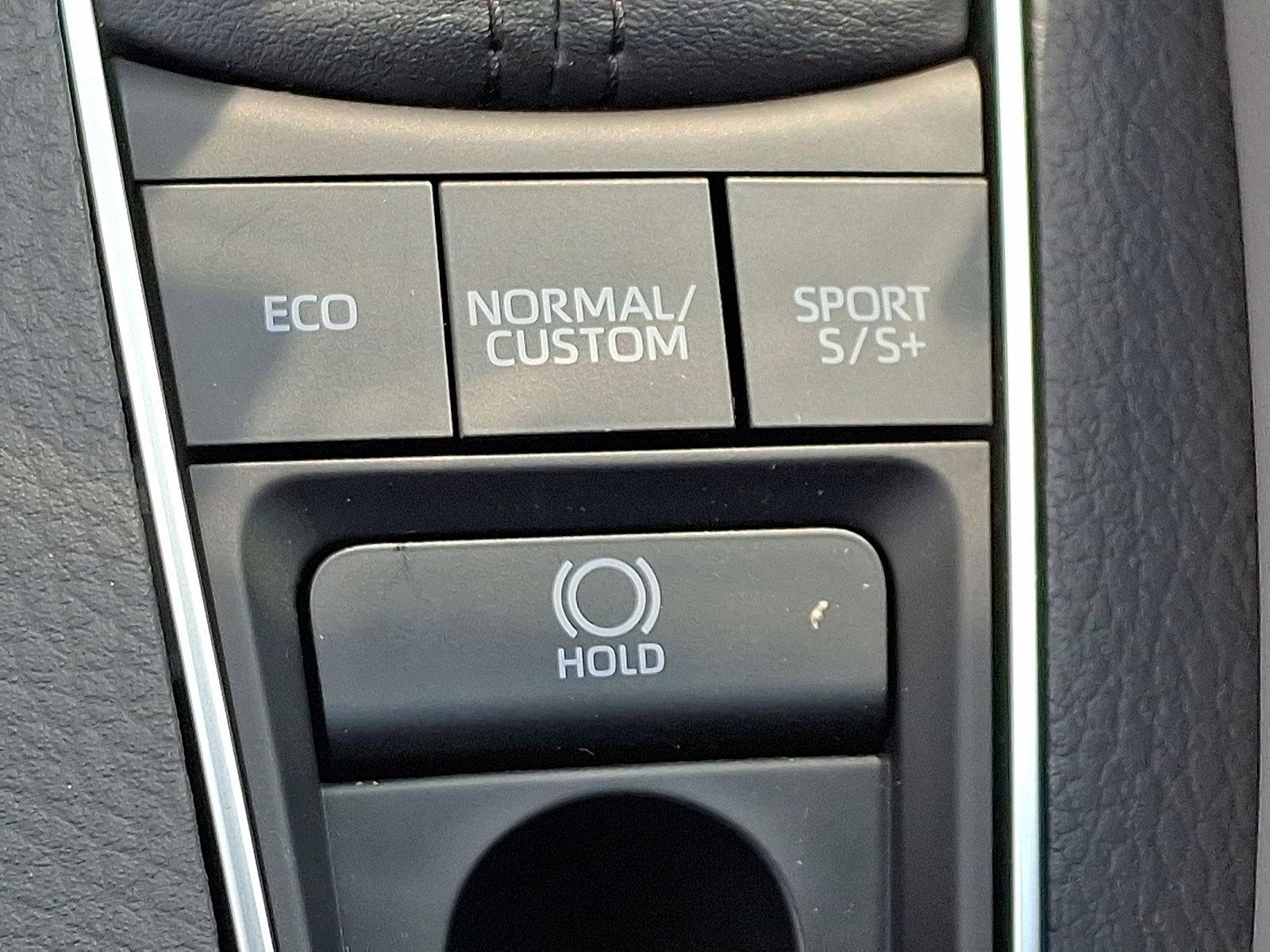 2019 Toyota Avalon Vehicle Photo in Lancaster, PA 17601