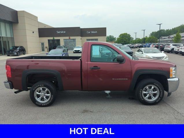 2013 Chevrolet Silverado 1500 Vehicle Photo in Merrillville, IN 46410