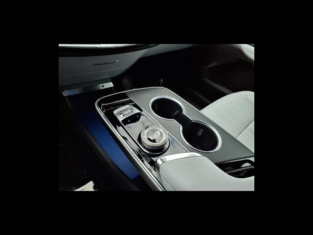 2025 Cadillac LYRIQ Vehicle Photo in Tampa, FL 33612