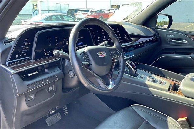 2023 Cadillac Escalade ESV Vehicle Photo in INDEPENDENCE, MO 64055-1314