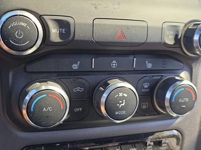 2022 Ram 1500 Vehicle Photo in Pleasant Hills, PA 15236