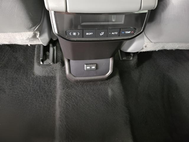 2022 Toyota Highlander Vehicle Photo in Appleton, WI 54913