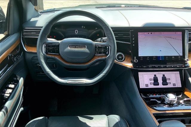 2022 Jeep Grand Wagoneer Vehicle Photo in Kansas City, MO 64114