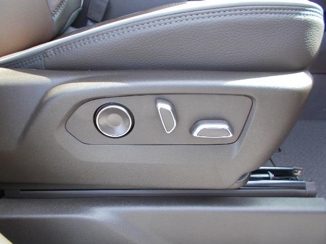 2025 GMC Sierra 2500 HD Vehicle Photo in LOWELL, MA 01852-4336