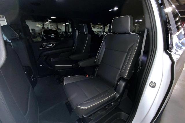 2025 GMC Yukon XL Vehicle Photo in KANSAS CITY, MO 64114-4545