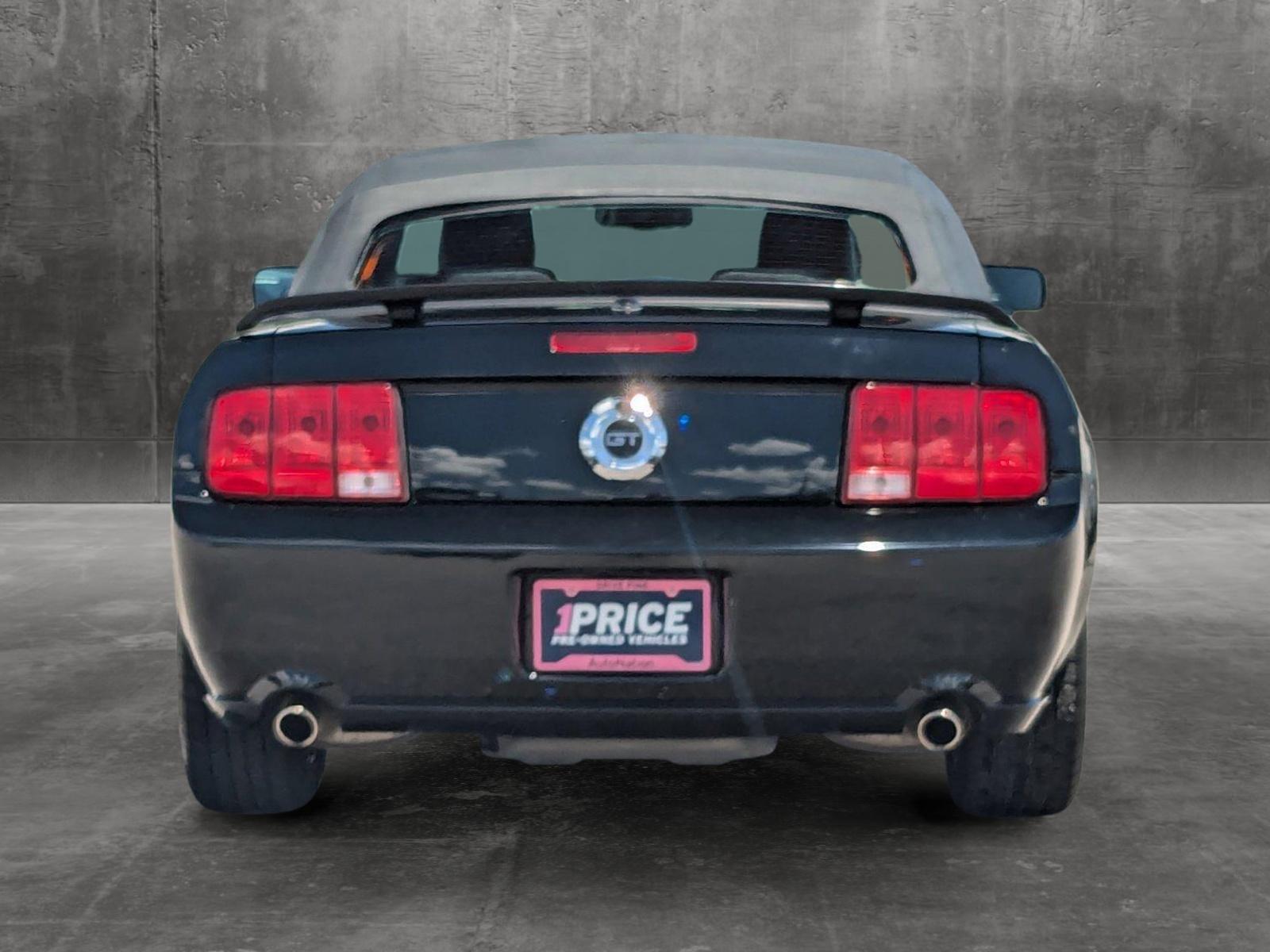 2008 Ford Mustang Vehicle Photo in St. Petersburg, FL 33713