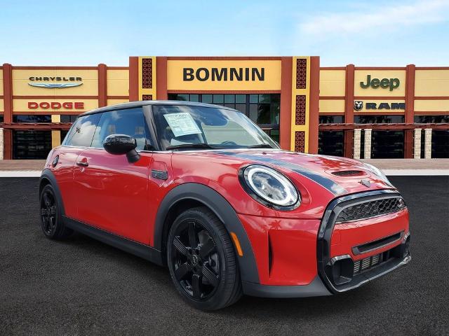 Trunk Ledge Kit | MINI HARDTOP 2 DOOR 2021 Trunk Ledge Kit | MINI HARDTOP 2 DOOR 2021
