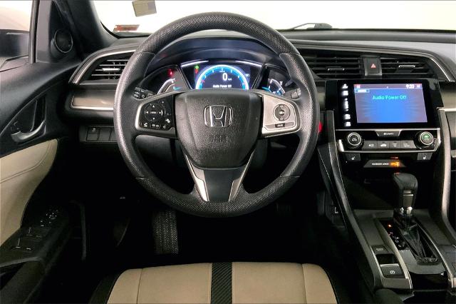 2018 Honda Civic Hatchback Vehicle Photo in Lees Summit, MO 64086