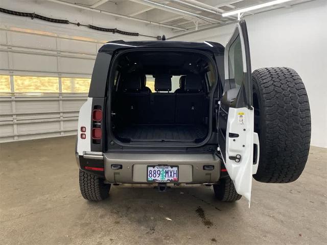 2022 Land Rover Defender Vehicle Photo in PORTLAND, OR 97225-3518