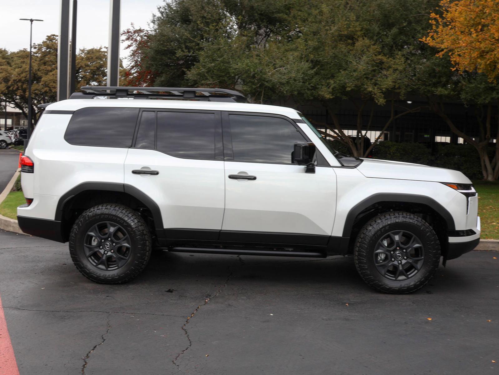 2024 Lexus GX 550 Vehicle Photo in DALLAS, TX 75209-3095