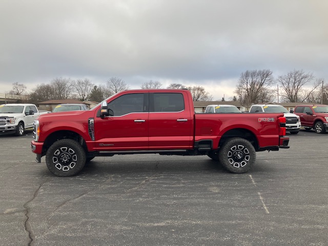 Used 2023 Ford F-250 Super Duty Platinum with VIN 1FT7W2BT5PED90994 for sale in Pontiac, IL