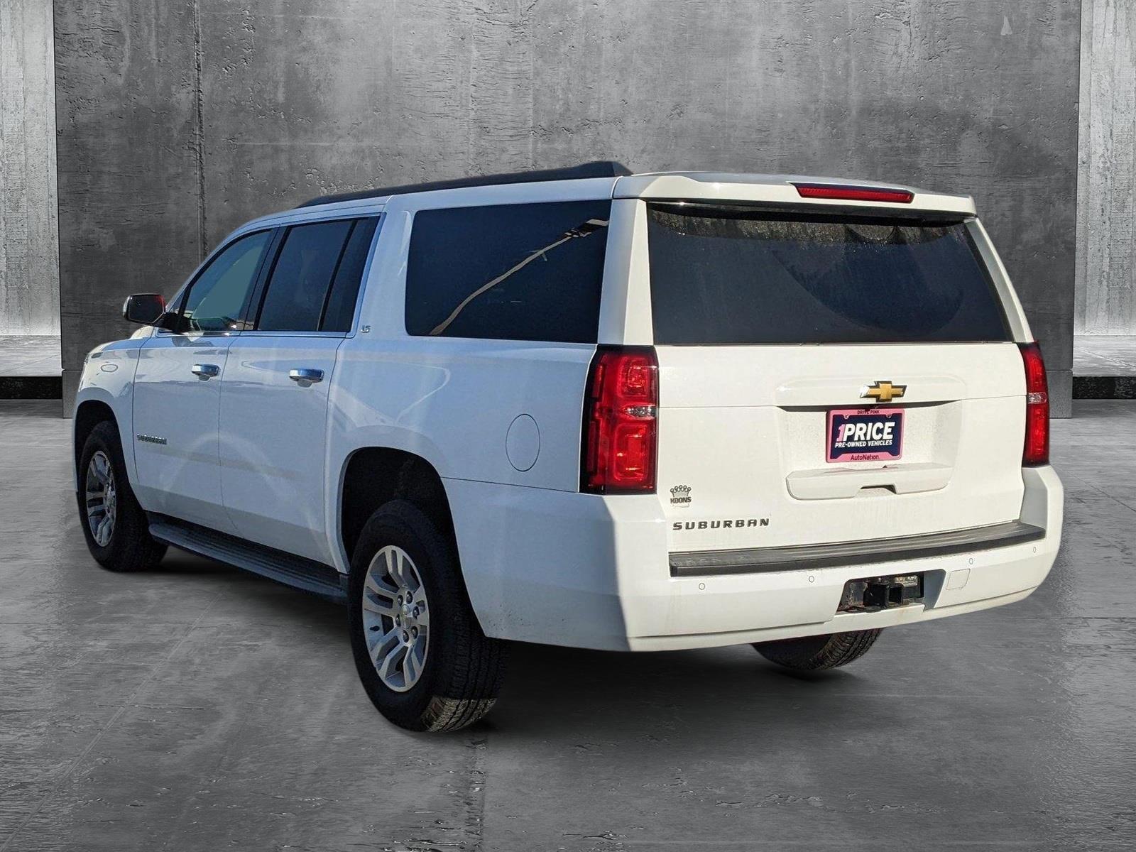 2016 Chevrolet Suburban Vehicle Photo in TIMONIUM, MD 21093-2300