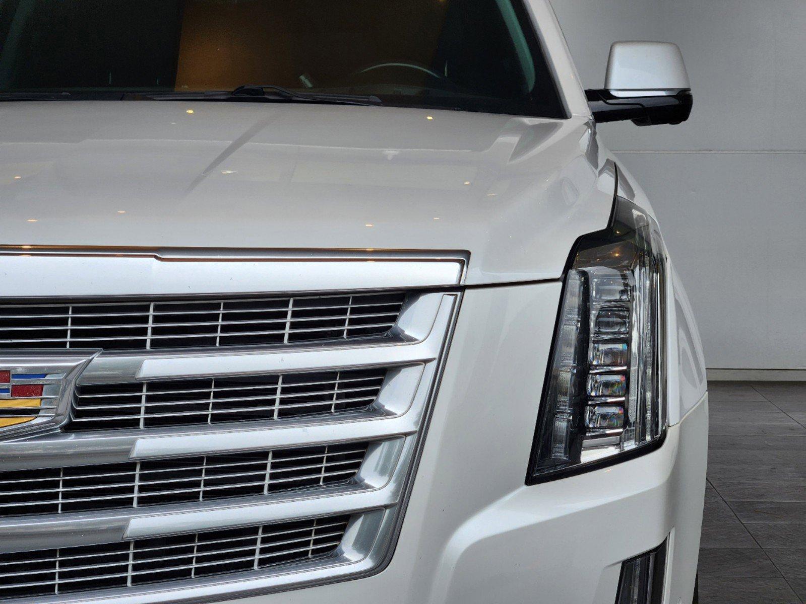 2017 Cadillac Escalade Vehicle Photo in HOUSTON, TX 77079-1502